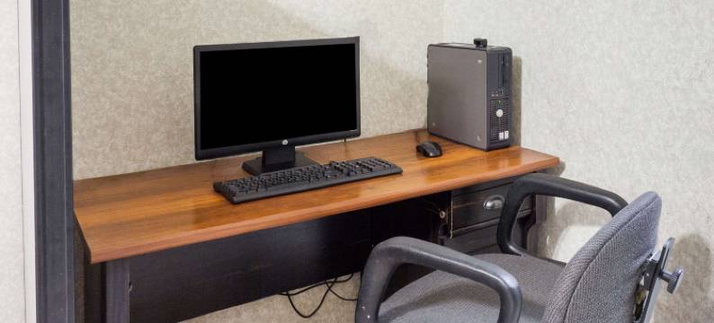 温德姆戴斯套房酒店-亨茨维尔太空中心(Days Inn & Suites by Wyndham Huntsville)图片