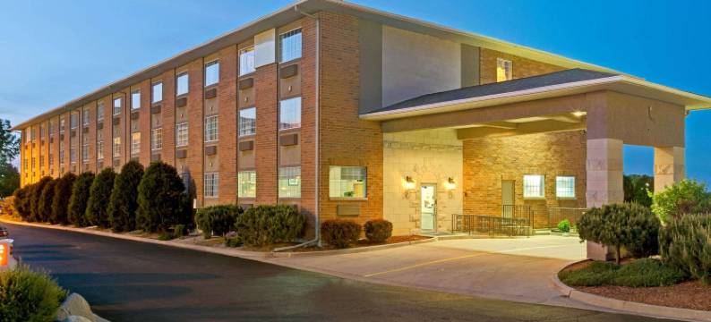 格尼速8酒店(Super 8 by Wyndham Gurnee)图片