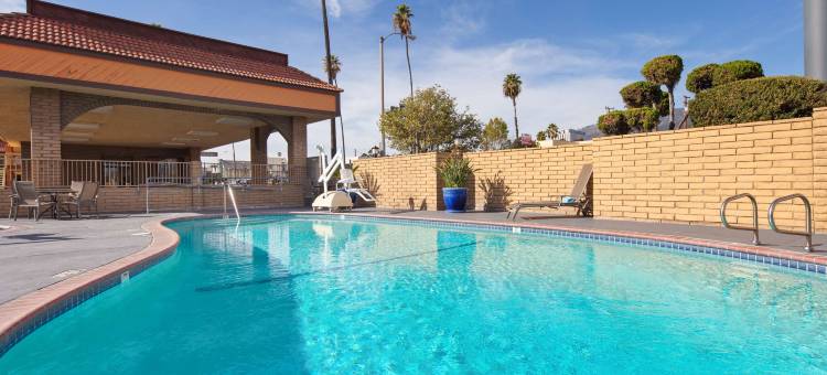 帕萨迪纳贝斯特韦斯特酒店(Best Western Pasadena Inn)图片