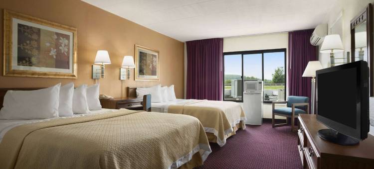 温德姆旗下-匹兹堡/新斯坦顿华美达酒店(Ramada by Wyndham Pittsburgh/New Stanton)图片