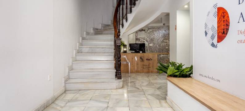 AMC格拉纳达(AMC Granada)图片