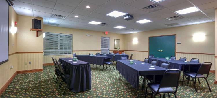 温彻斯特丽怡酒店(Country Inn & Suites by Radisson, Winchester, VA)图片