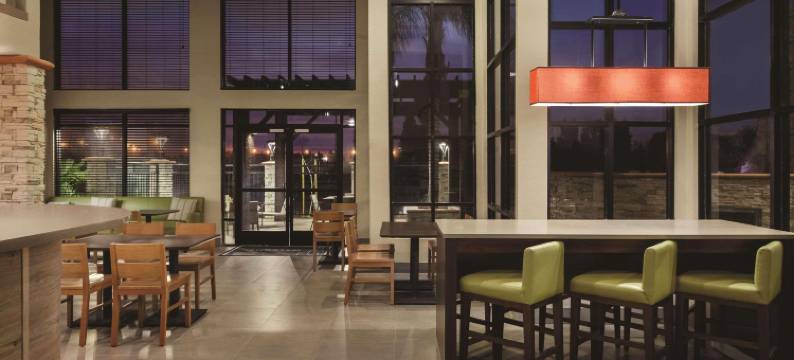 贝克斯菲尔德丽怡酒店(Country Inn & Suites by Radisson, Bakersfield, CA)图片