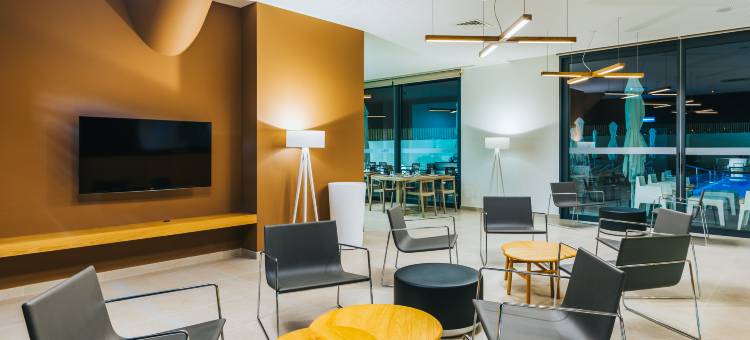 佩斯塔纳伊拉多拉达酒店&别墅(Vila Baleira Village)图片