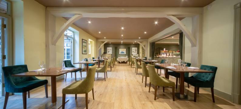 霍尔特酒店(The Holt Hotel)图片