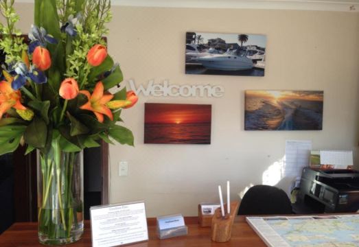 Coachman MotelHotel Overview