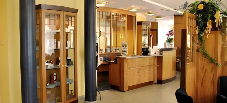 格洛威贝尔艾尔斯特拉兰德酒店(Bel Air Strandhotel Glowe)图片