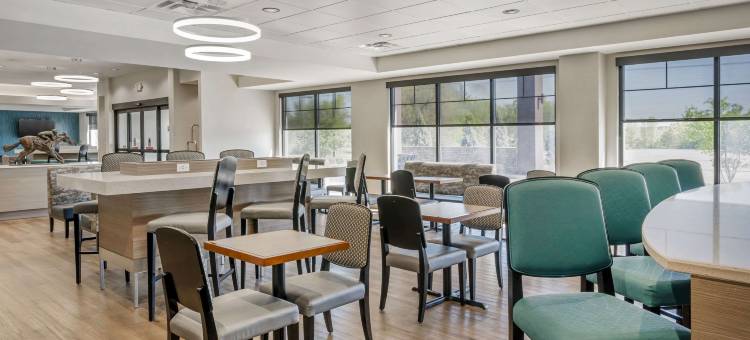 舒适酒店及套房克拉克斯维尔 - 路易斯维尔北(Comfort Inn & Suites Clarksville - Louisville North)图片