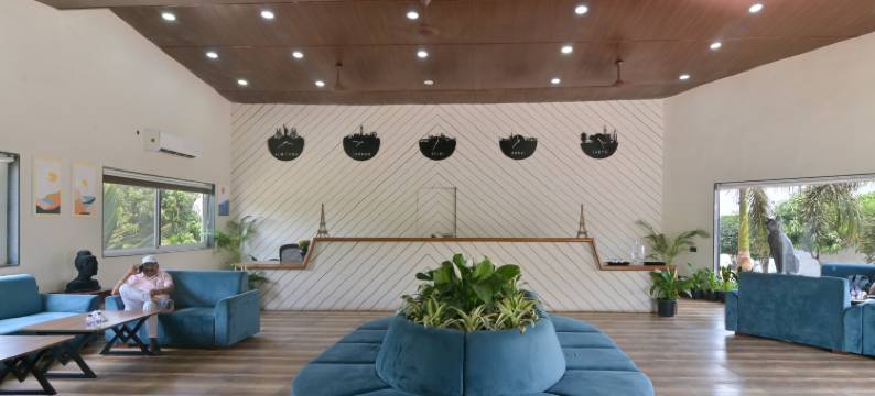 优雅的滨水度假村(Elegant Waterfront Resort)图片