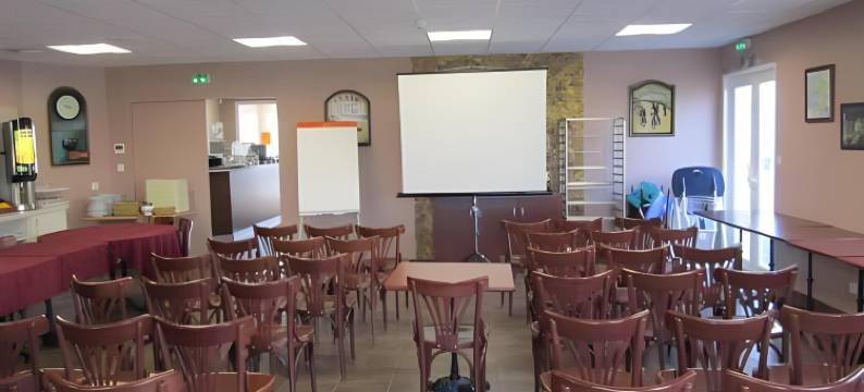 博若莱地区贝尔维尔 A6 Greet 酒店(Greet Hotel Belleville en Beaujolais A6)图片