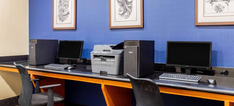 温德姆拉昆塔印第安纳波利斯机场普莱恩菲尔德(La Quinta by Wyndham Indianapolis Airport Plainfield)图片