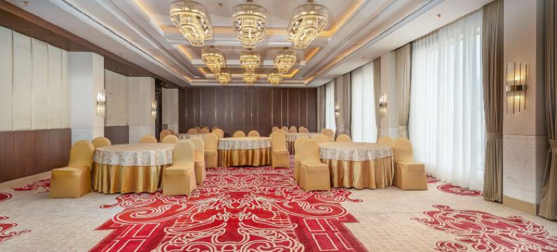 斯里纳格河滨雷迪森精选酒店和水疗中心(Radisson Collection Hotel & Spa, Riverfront Srinagar)图片