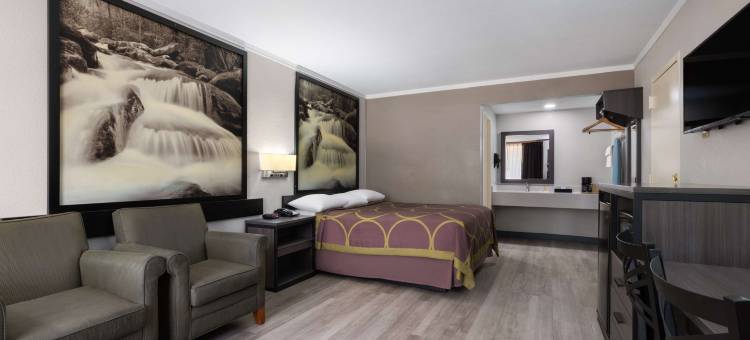 朗维尤北温德姆速8酒店(Super 8 by Wyndham Longview/North)图片