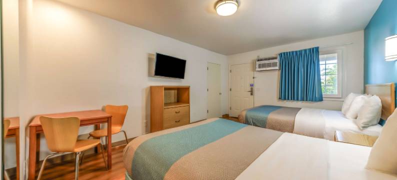 坎比江山旅馆(Motel 6 Canby, or)图片