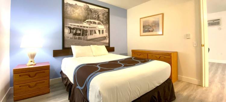 西卡莫斯速8酒店(Super 8 by Wyndham Sicamous)图片