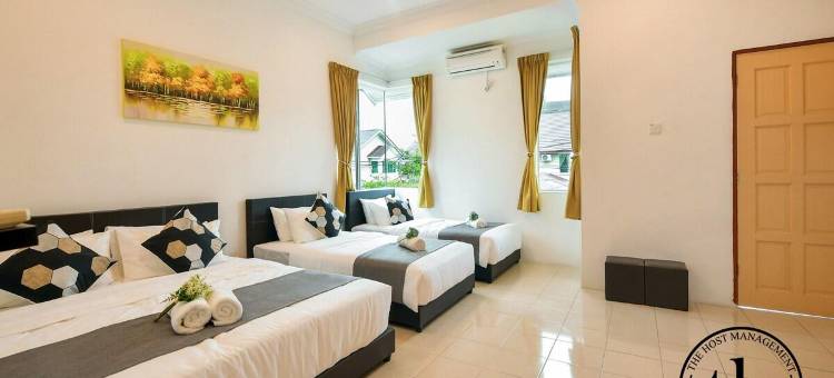 位于甘榜武吉光的4卧室独栋房屋-278平方米|带3个独立浴室(Luxury Semi-D (Hi-Speed Internet with TVbox) 11pax)图片