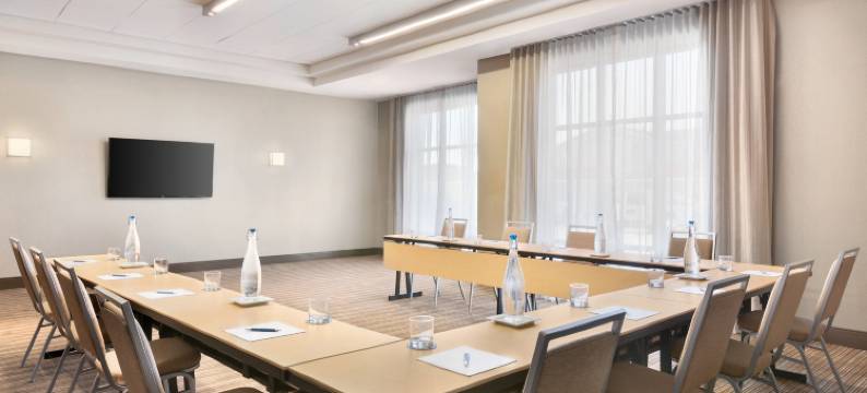 法戈医疗中心福朋喜来登喜來登酒店(Four Points by Sheraton Fargo Medical Center)图片