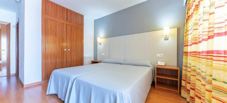 奥罗港口景观酒店(Port Vista Oro)图片