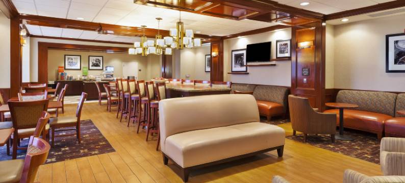 底特律绍斯盖特欢朋酒店(Hampton Inn Detroit/Southgate)图片