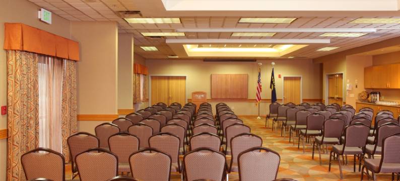 卡利斯佩尔欢朋酒店(Hampton Inn Kalispell)图片