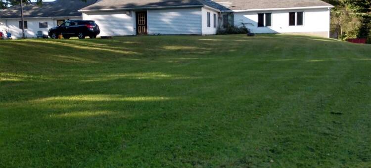 Country lodge settling. In the middle of no where, close to everything.图片