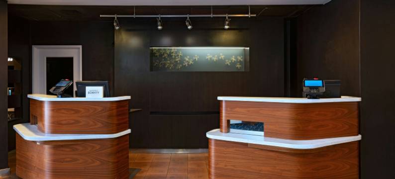 奥斯汀域区万豪万怡酒店(Courtyard Austin the Domain Area)图片