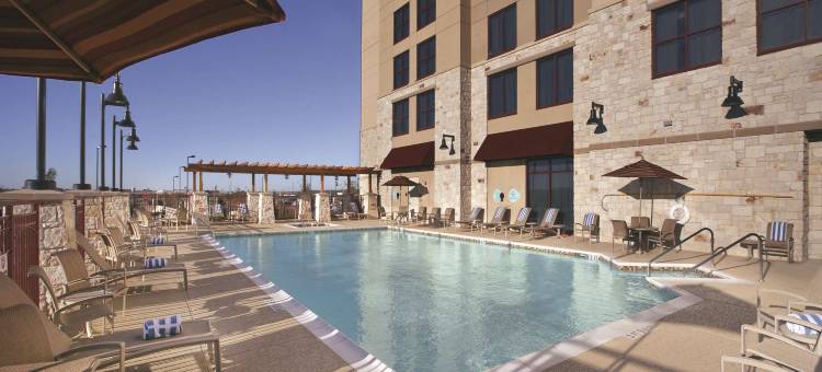 圣马科斯酒店及会议中心希尔顿安泊酒店(Embassy Suites by Hilton San Marcos Hotel Conference Center)图片