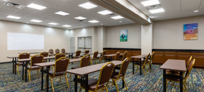 伍德沃德欢朋套房酒店(Hampton Inn & Suites Woodward)图片