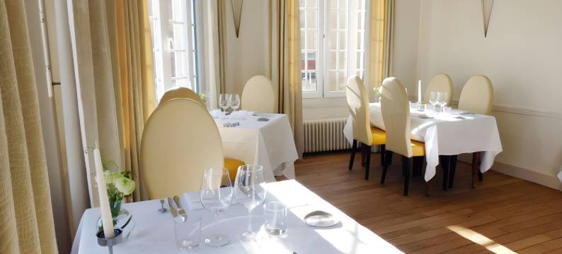 德拉波斯特埃杜里昂多里酒店(Hôtel Restaurant de La Poste & du Lion d'or)图片