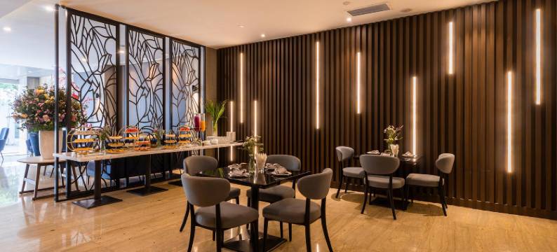 日河豪华酒店(NHAT HA LAVISH HOTEL)图片