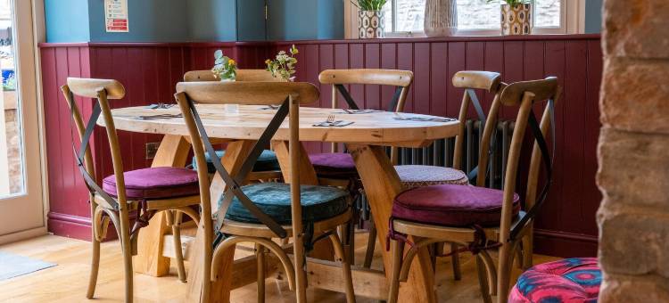 羊和企鹅(The Sheep and Penguin)图片