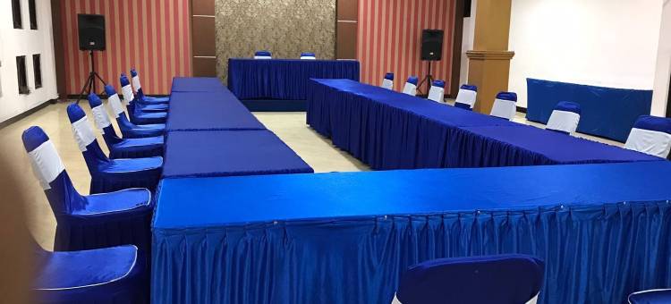 克唐古甘安格拉尼酒店(Anggraeni Hotel Ketanggungan)图片