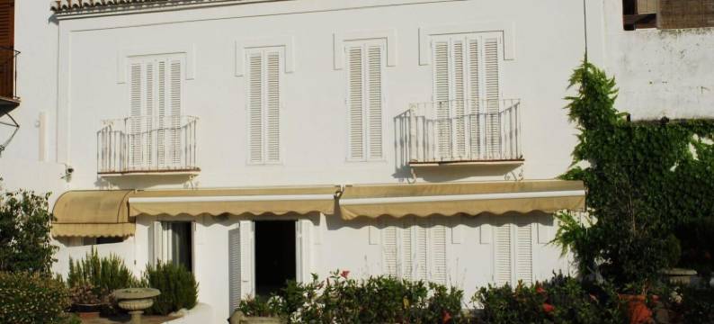 特雷斯太阳旅馆(Hostal Tres Soles)图片