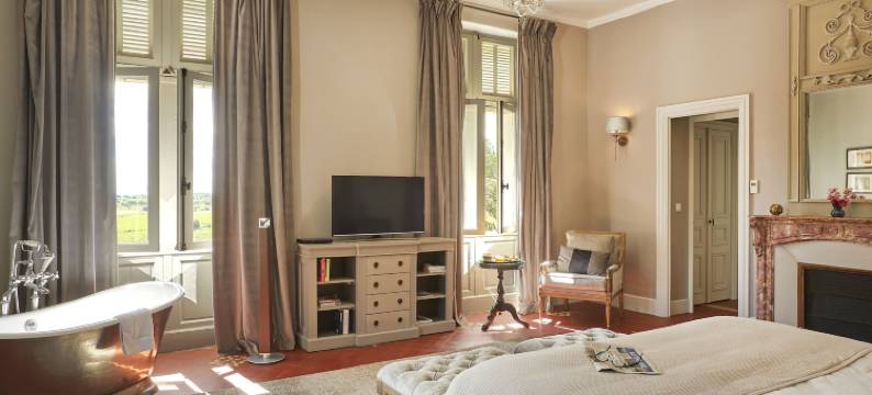 瑟拉克盘石城堡酒店(Château St Pierre de Serjac)图片