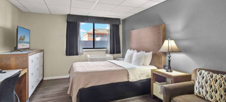 市中心凯艺套房酒店(Quality Inn & Suites Downtown)图片