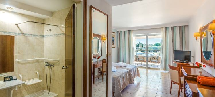 基普里奥蒂斯马里斯套房酒店(Kipriotis Maris Suites)图片