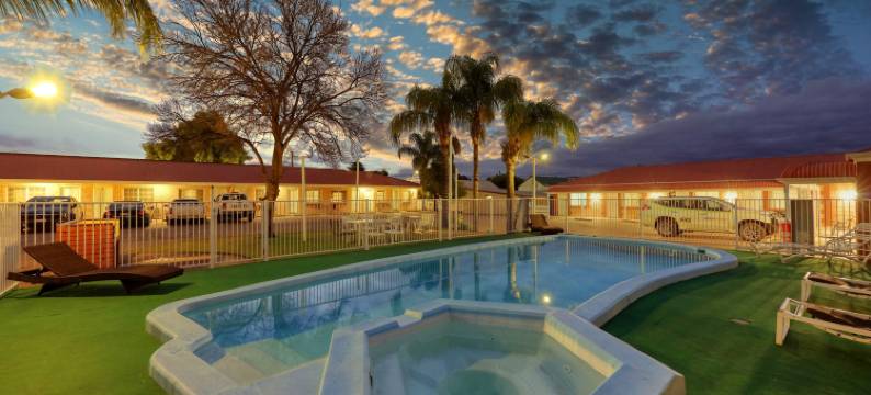 查尔斯拉斯普汽车旅馆(Charles Rasp Motor Inn & Cottages)图片