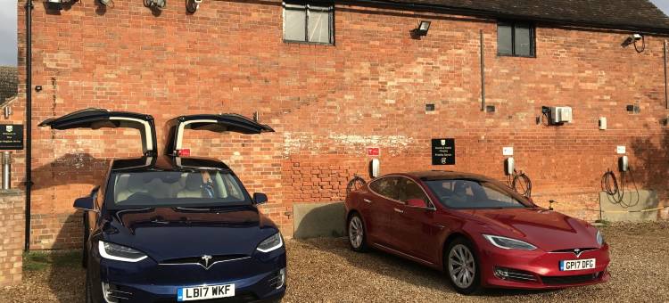 卡林顿阿姆斯酒店(The Carrington Arms)图片