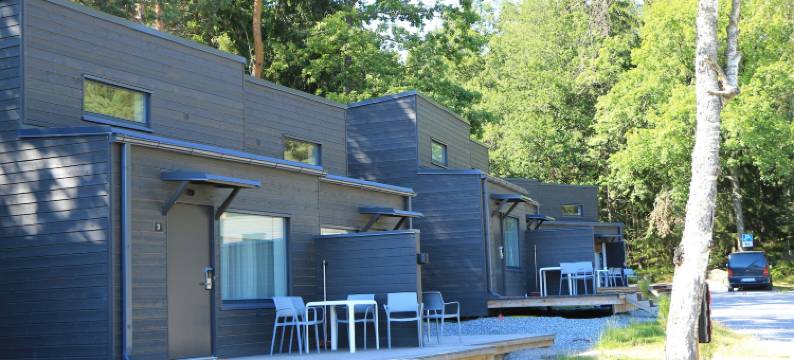 罗斯约巴登山林小屋(Rösjöbaden Camping & Stugby)图片