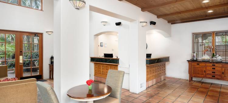 海港旁旅馆(Inn by the Harbor)图片