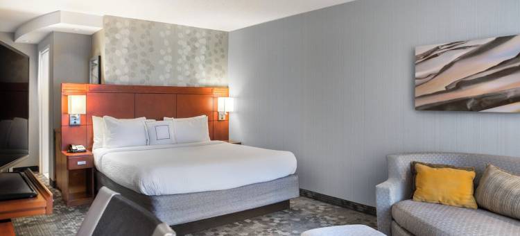 登顿万怡酒店(Courtyard Denton)图片