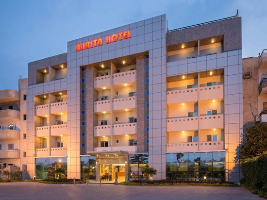 斋月10日米立达酒店