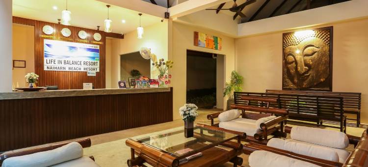 奈汉海滩度假村(Naiharn Beach Resort)图片