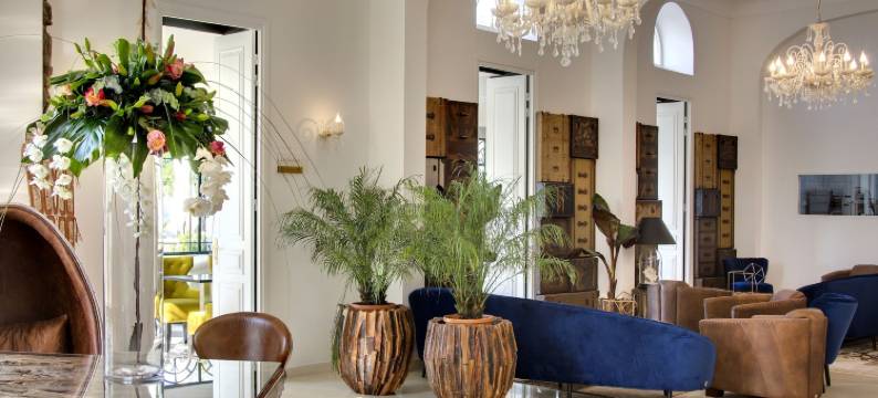 希尔顿格芮精选迪斯萨乐特普莱格大酒店(Grand Hotel Des Sablettes Plage, Curio Collection By Hilton)图片