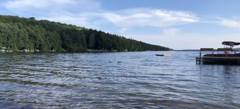 美丽的威斯康星湖露辛海滩度假屋(Beautiful Wisconsin Beach Retreat Lake Lucerne)图片