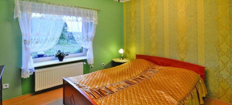 舒适的湖畔房子，带私人花园(Comfortable Lakeside House, Private Garden)图片