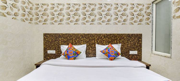 Fabhotel 玛伽雅特丽萨丹(FabHotel Maa Gayatri Sadan - Nr Pram Mandir Shree Banke Bihari Temple)图片