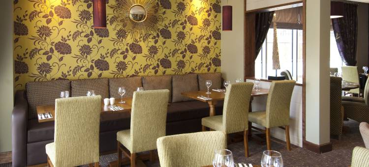 伦敦伊琳高级酒店(Premier Inn London Ealing)图片