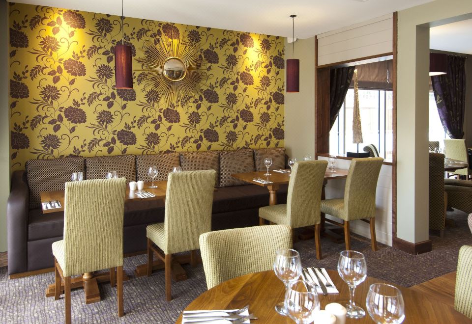 Premier Inn London Ealing Hotel Overview