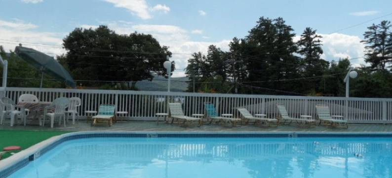 松树溪汽车旅馆(Pinebrook Motel)图片